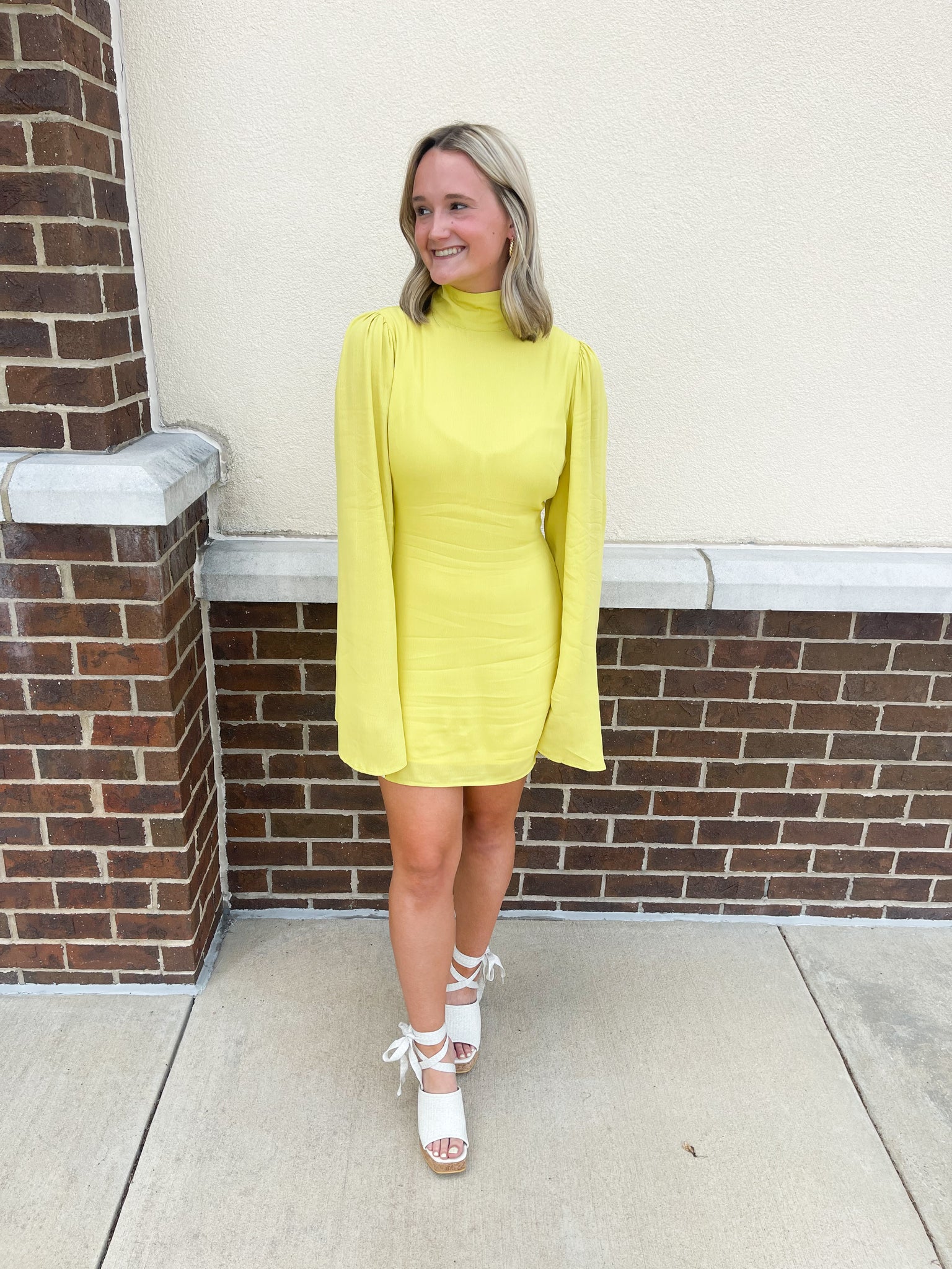 Flare Sleeve Mini Dress// Lime