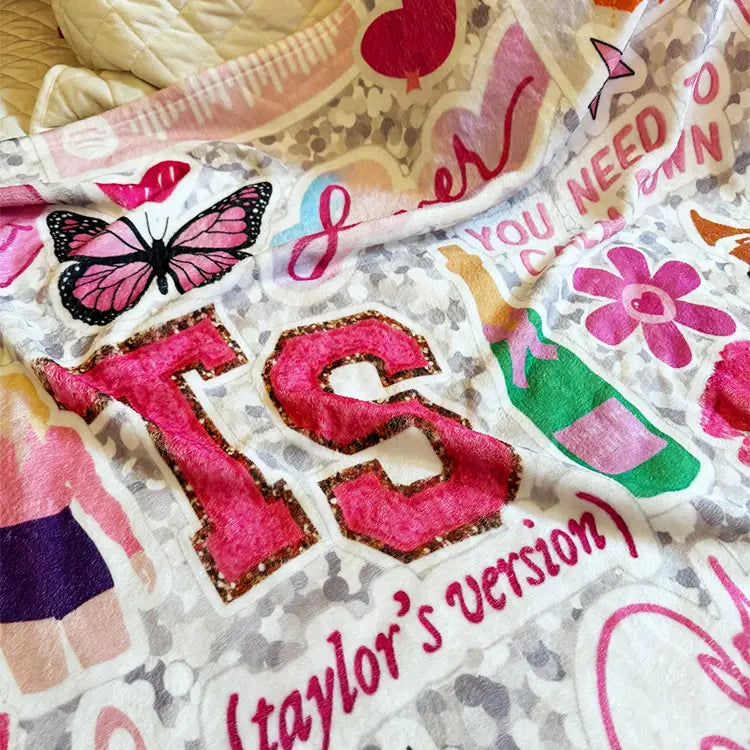 T-Swift Throw Blanket // Pink