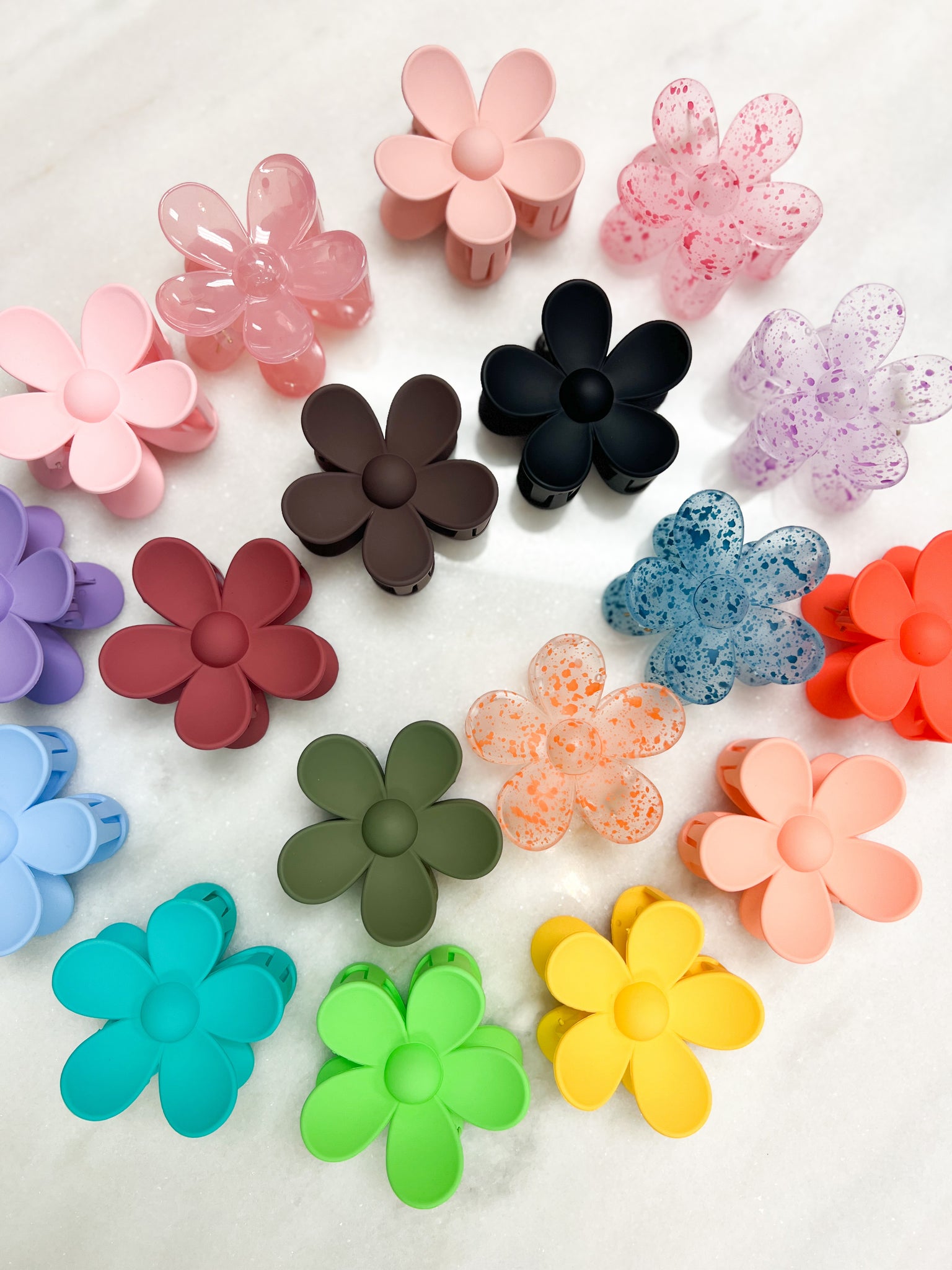 Daisy Hair Clips// 18 Colors